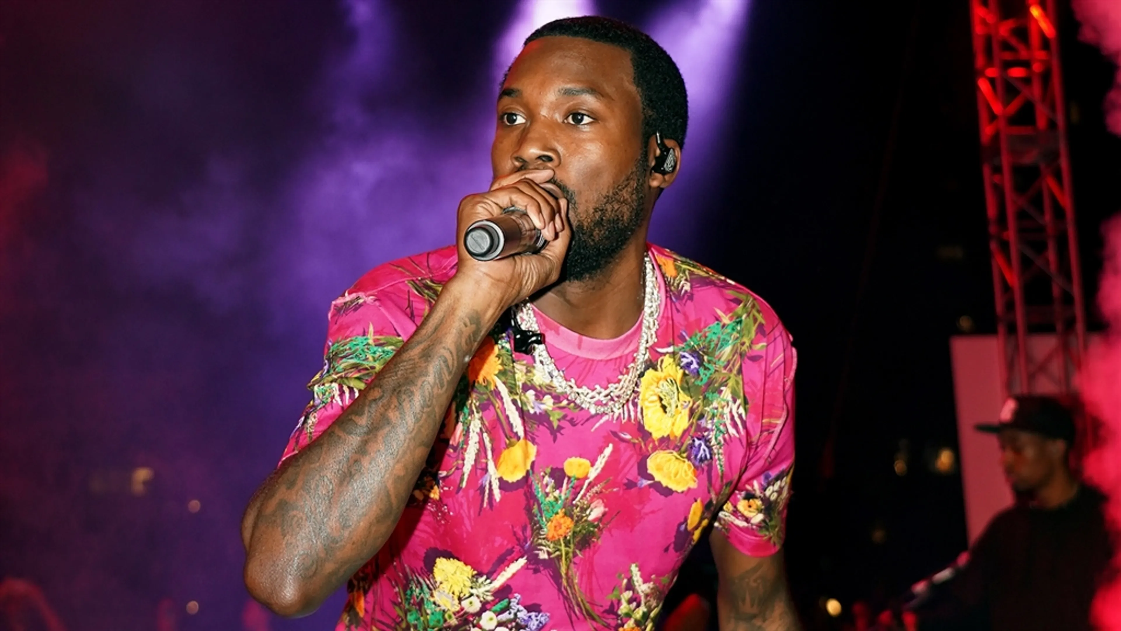 BACARDÍ RUM Throws BACARDÍ LIV 305 Bash with Hip-Hop Headliners Meek Mill, Swizz Beatz and Biz Markie in Miami Ahead of the Big Game
